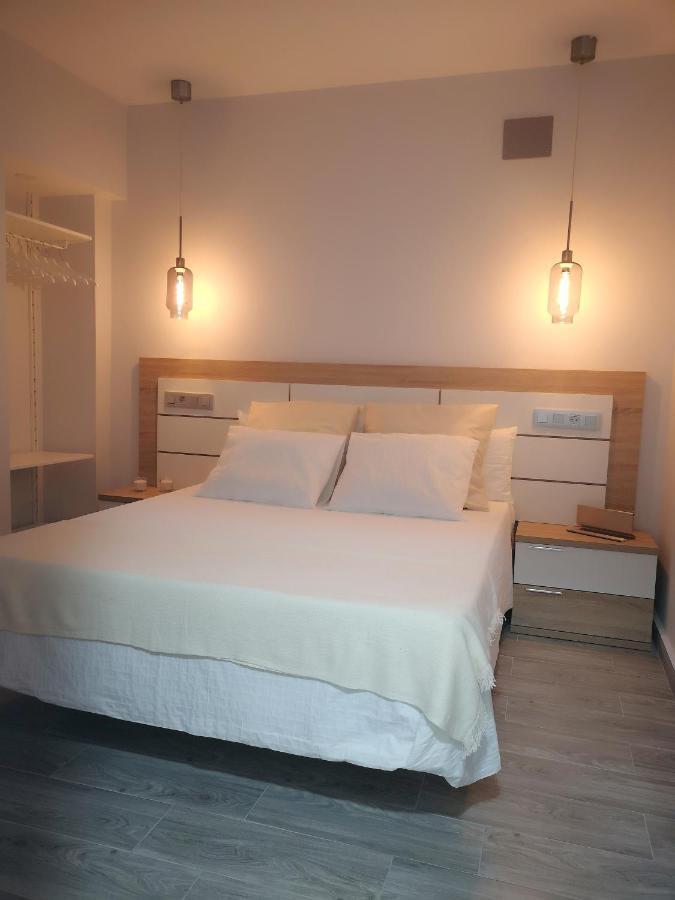 Eres Emerita "Apartamentos & Suites" ميريذا المظهر الخارجي الصورة