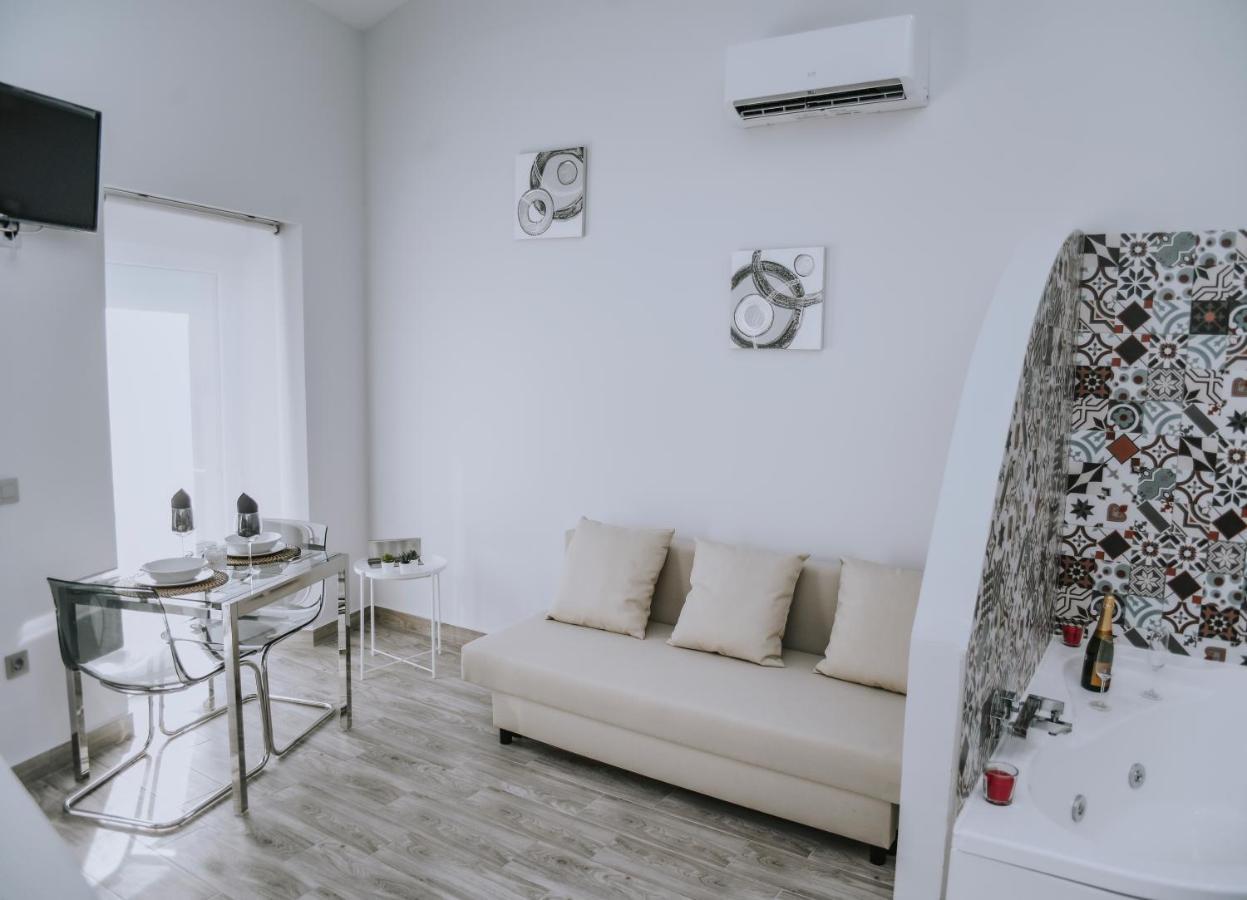 Eres Emerita "Apartamentos & Suites" ميريذا المظهر الخارجي الصورة